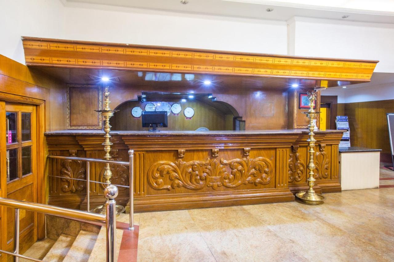 Capital O 69831 Hotel Mount Heera เชนไน ภายนอก รูปภาพ