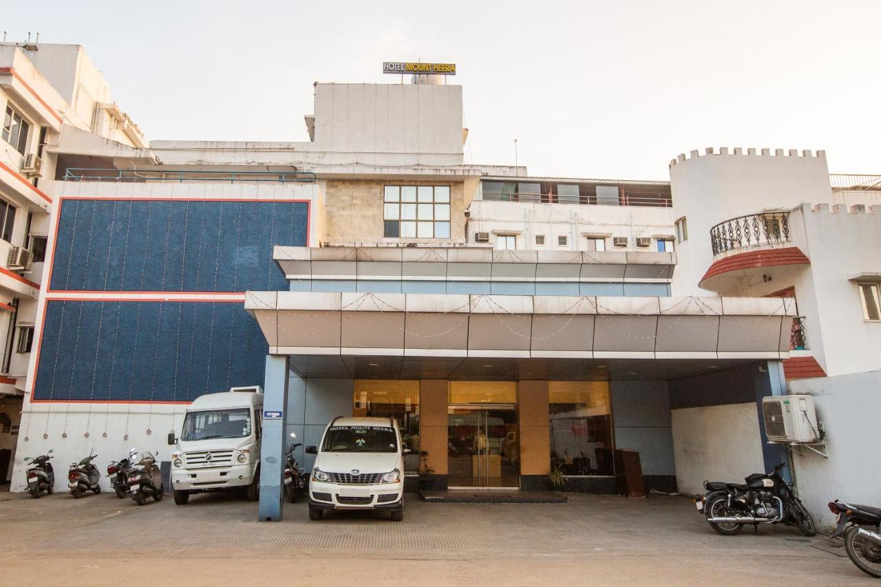 Capital O 69831 Hotel Mount Heera เชนไน ภายนอก รูปภาพ