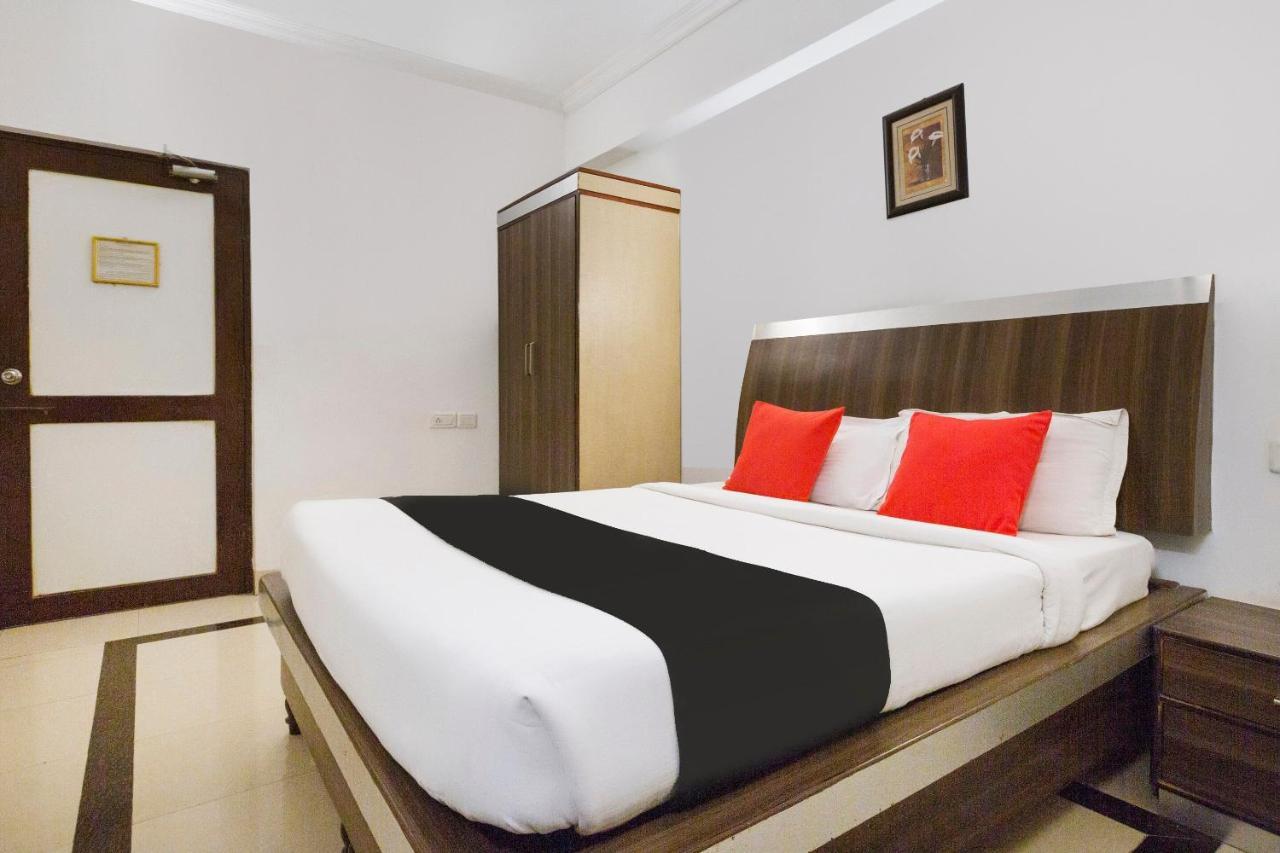 Capital O 69831 Hotel Mount Heera เชนไน ภายนอก รูปภาพ